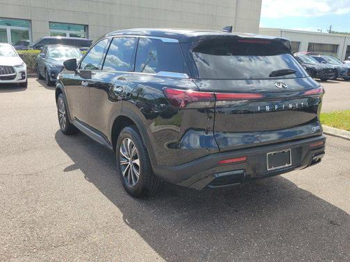 2025 INFINITI QX60 Pure