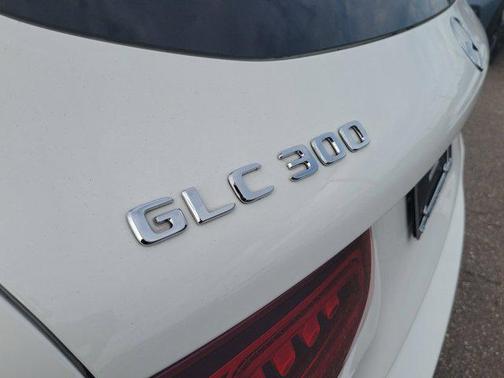 2022 Mercedes-Benz GLC 300 Base