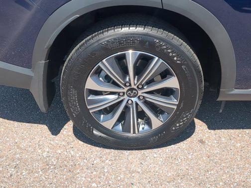 2025 INFINITI QX60 Pure