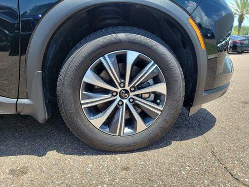 2025 INFINITI QX60 Pure