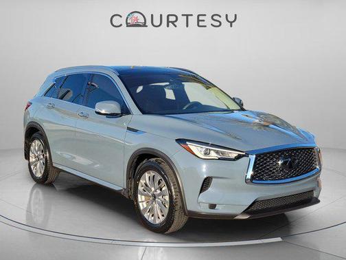 2023 INFINITI QX50 LUXE