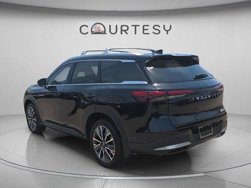 Mineral Black 2027 INFINITI QX60 LUXE FWD