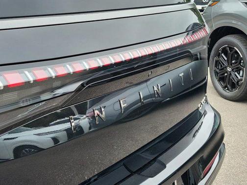 2026 INFINITI QX80 AUTOGRAPH AWD