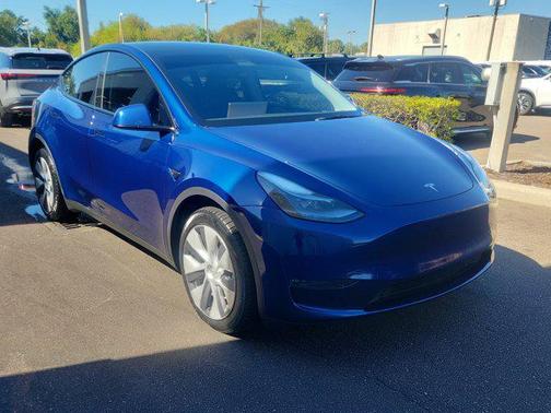 2023 Tesla Model Y Long Range Dual Motor All-Wheel Drive