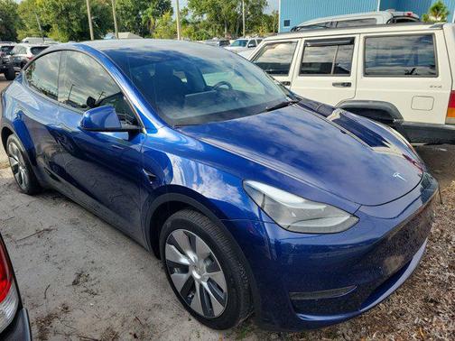 2023 Tesla Model Y Long Range Dual Motor All-Wheel Drive