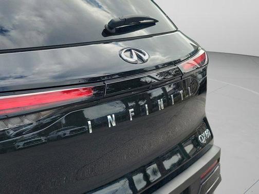 2025 INFINITI QX60 Pure