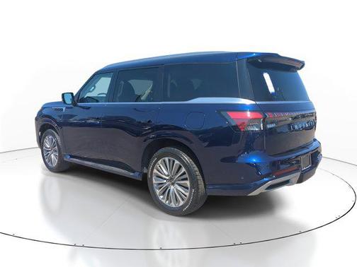 2025 INFINITI QX80 Luxe