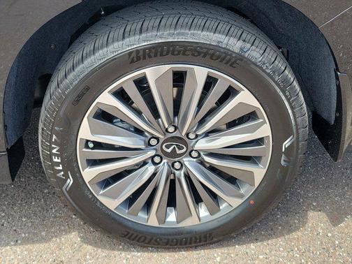 Black Obsidian 2026 INFINITI QX80 Luxe