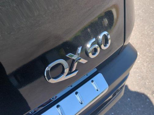 2025 INFINITI QX60 Pure