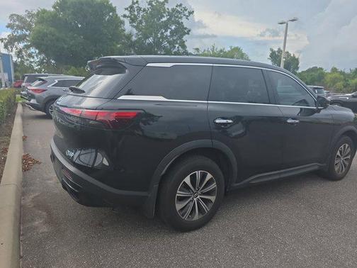 2023 INFINITI QX60 Pure