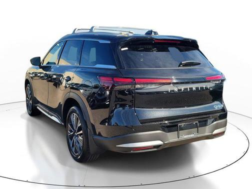Mineral Black 2026 INFINITI QX60 LUXE AWD