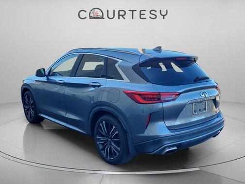 2021 INFINITI QX50 LUXE