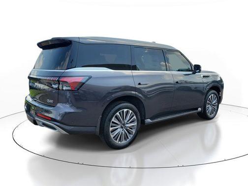 2025 INFINITI QX80 Luxe
