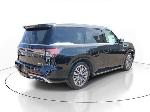 2025 INFINITI QX80 Luxe