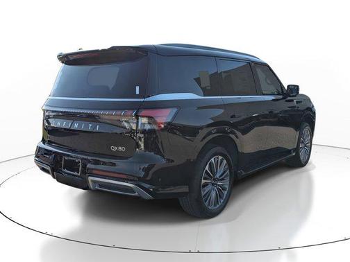 2025 INFINITI QX80 Luxe