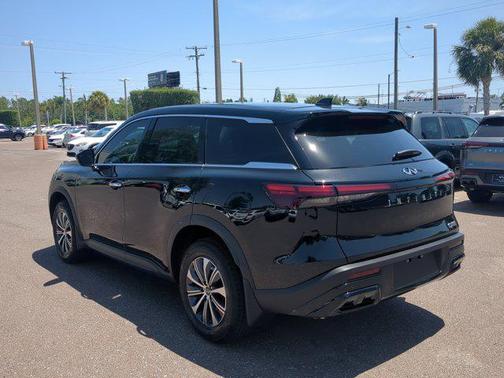 2025 INFINITI QX60 Pure