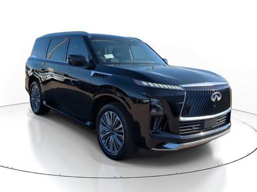 2025 INFINITI QX80 Luxe