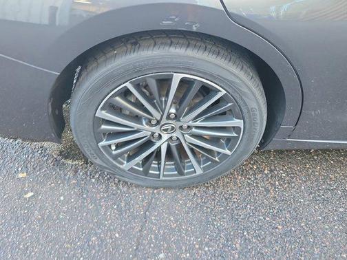 2022 Lexus ES 350 Base