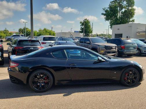 2014 Maserati GranTurismo Sport