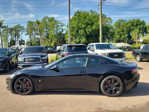 2014 Maserati GranTurismo Sport