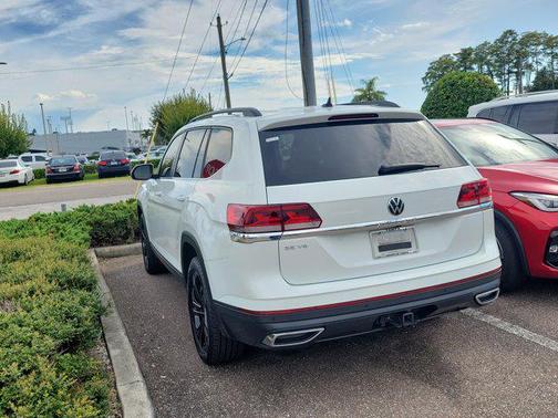 2022 Volkswagen Atlas 3.6L SE w/Technology