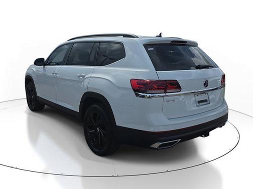 2022 Volkswagen Atlas 3.6L SE w/Technology