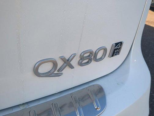2025 INFINITI QX80 SENSORY AWD