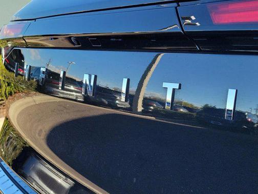 2025 INFINITI QX60 Pure