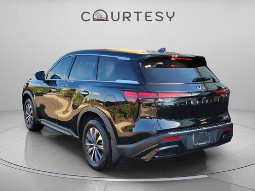 2025 INFINITI QX60 Pure