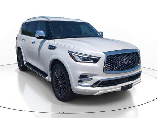 2023 INFINITI QX80 SENSORY