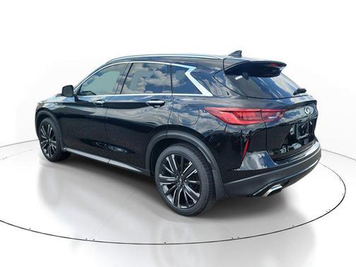 2022 INFINITI QX50 LUXE