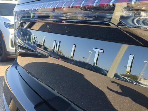 2026 INFINITI QX80 AUTOGRAPH AWD