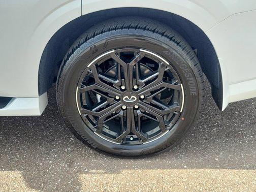 2026 INFINITI QX80 SPORT