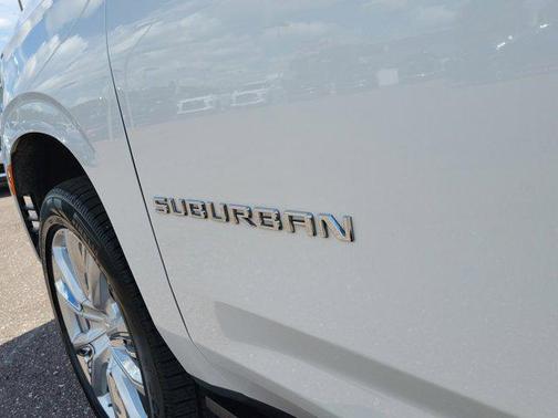 2021 Chevrolet Suburban 2WD High Country