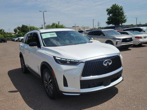 Radiant White 2027 INFINITI QX60 LUXE FWD