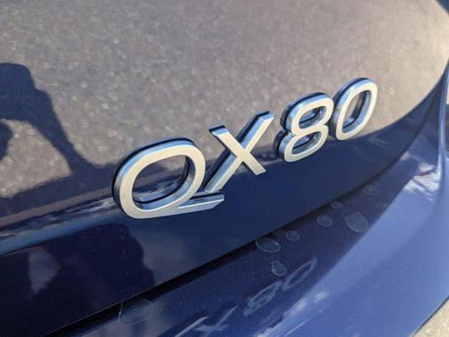 2025 INFINITI QX80 Luxe