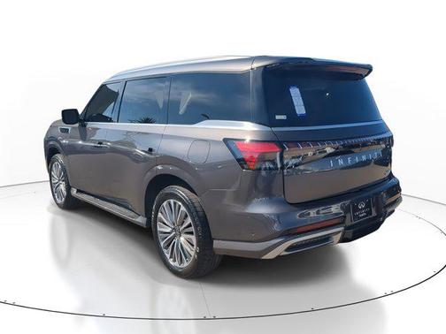 2025 INFINITI QX80 Luxe