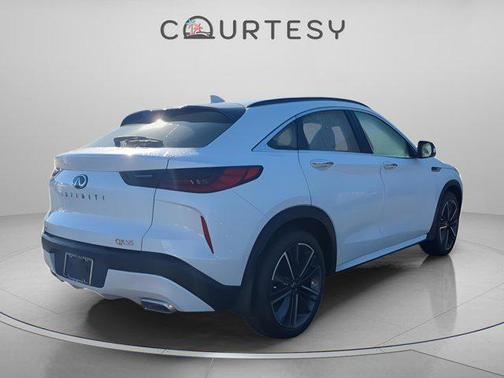 2025 INFINITI QX55 LUXE