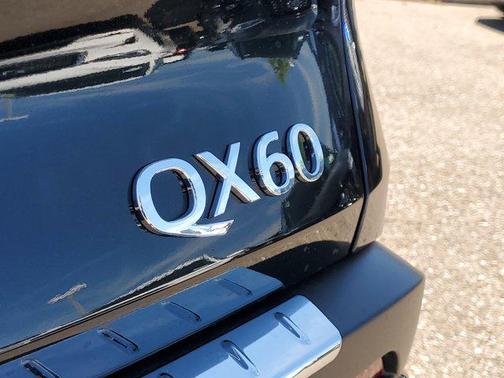 2025 INFINITI QX60 SENSORY