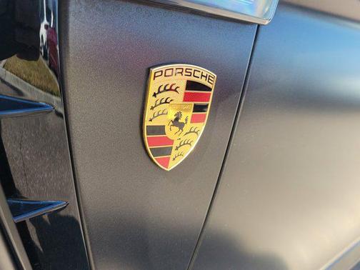 2016 Porsche Panamera 4