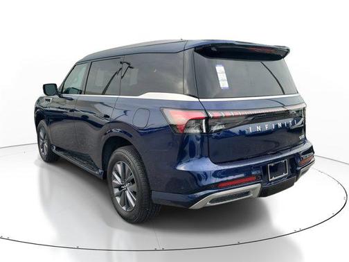 2025 INFINITI QX80 PURE