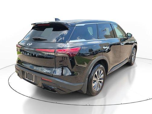 2025 INFINITI QX60 Pure