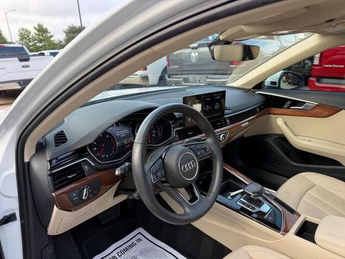 Glacier White Metallic 2023 Audi A4 40 Premium