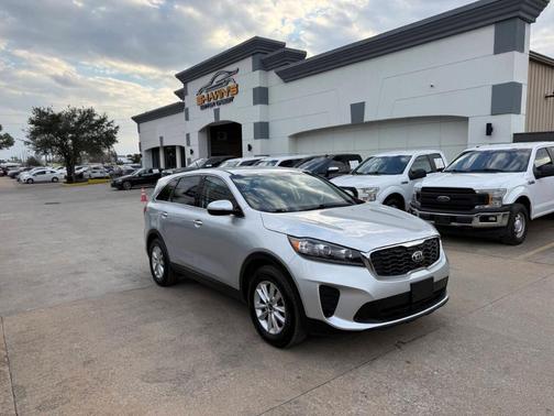 2019 Kia Sorento L