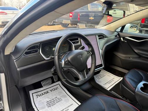 2014 Tesla Model S Performance