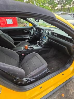 Triple Yellow Tri-Coat 2015 Ford Mustang V6