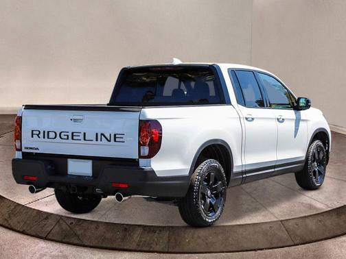 2026 Honda Ridgeline Black