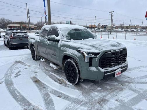 2024 Toyota Tundra SR5