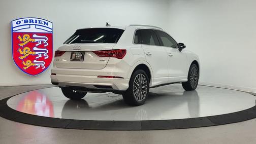2021 Audi Q3 40 Premium