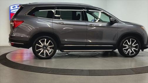 2021 Honda Pilot Touring 8-Passenger